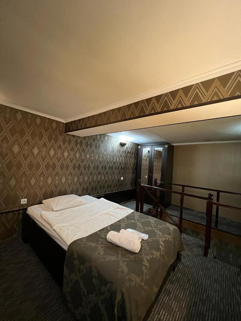 Elno Hotel Tbilisi Room photo
